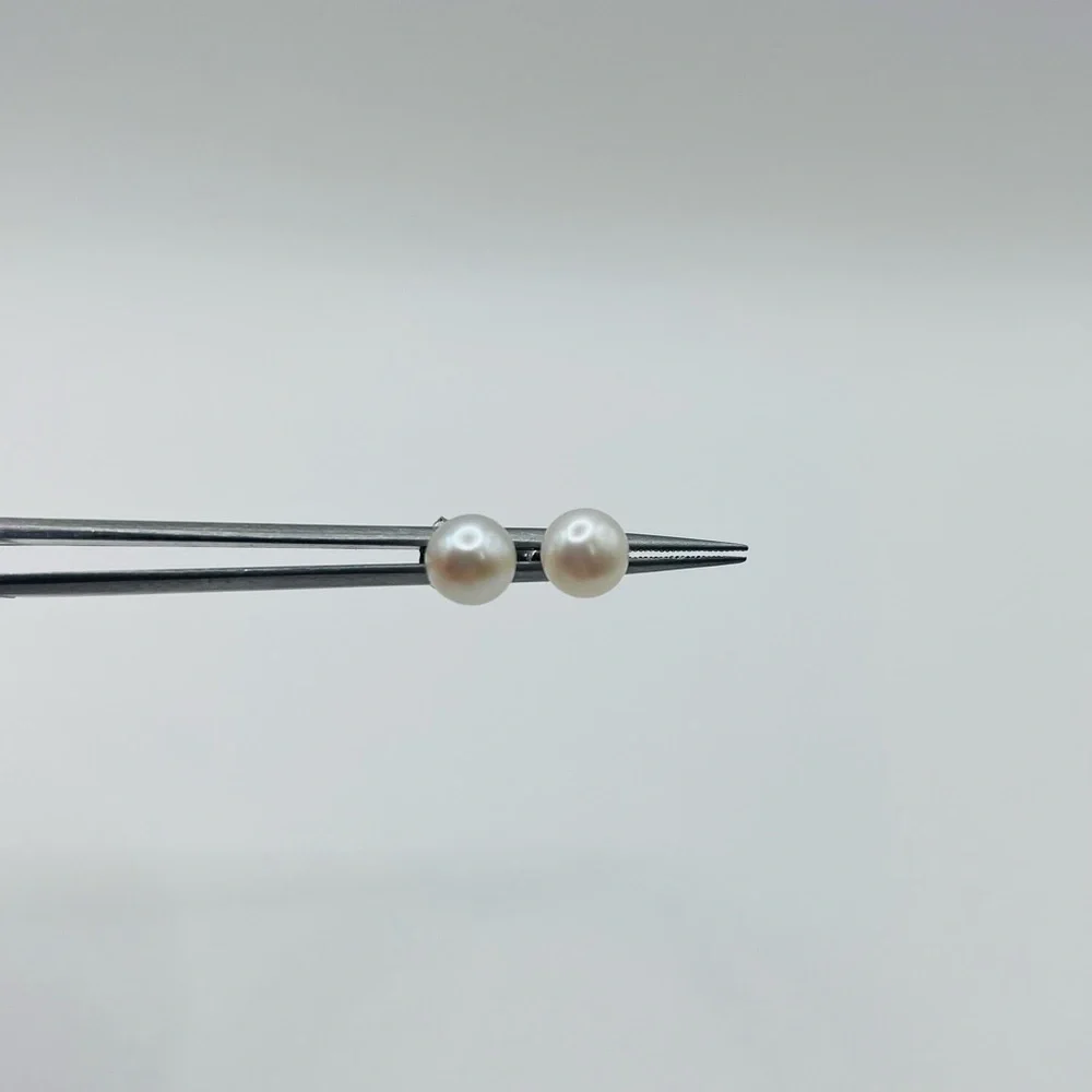 South Sea Pearl Button Earrings - Picture 2 of 4